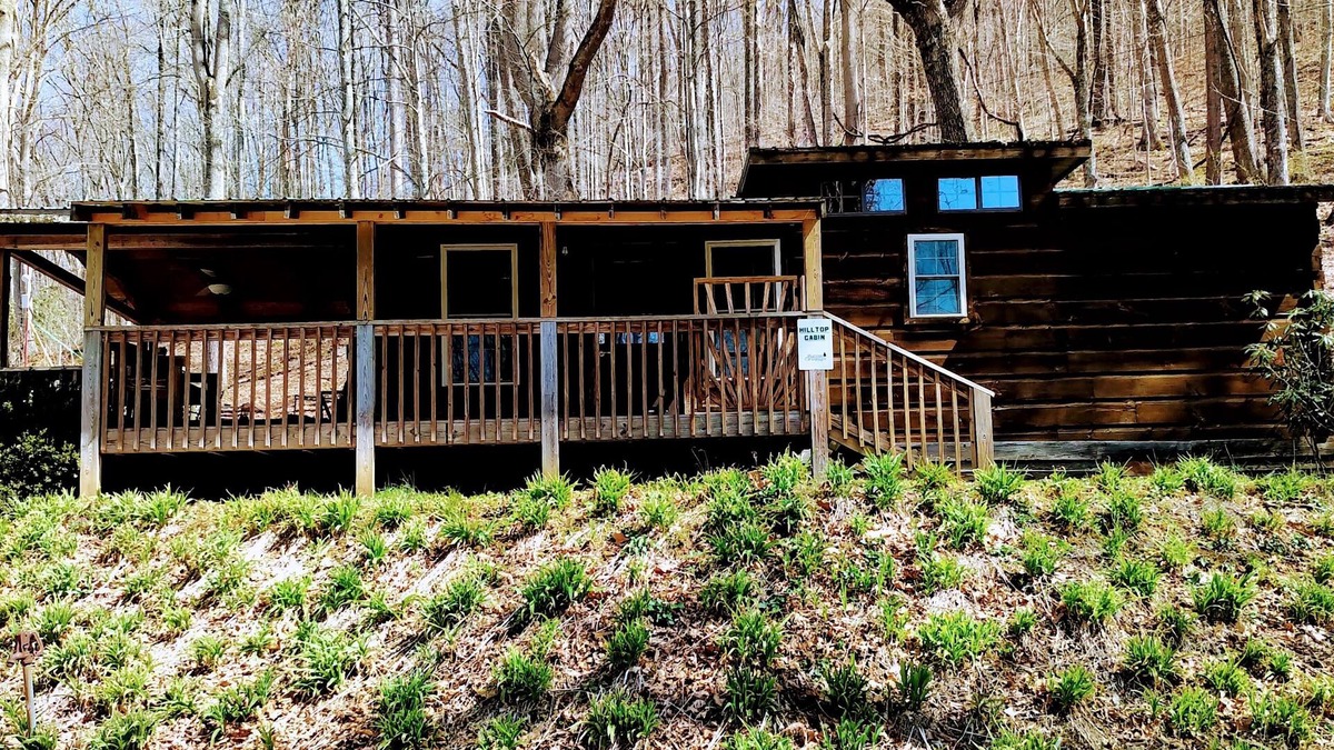 Newland Cabin | Hilltop Cabin