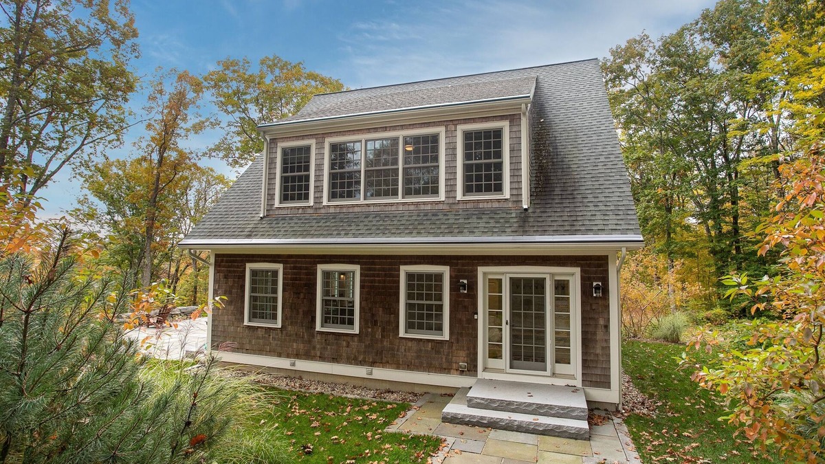 Southfield House | Hilltop Hideaway Hot Tub, Views & Nature Trails