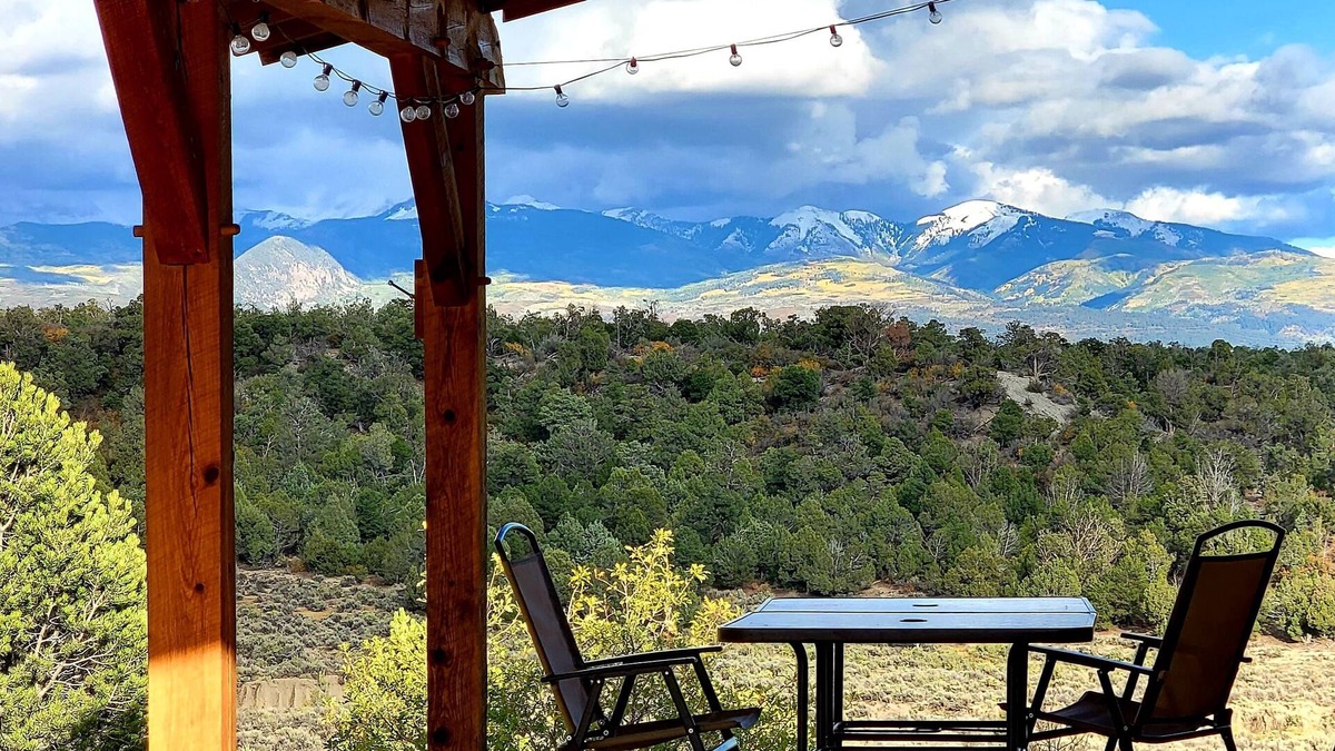 Mancos House | Hilltop Hideaway