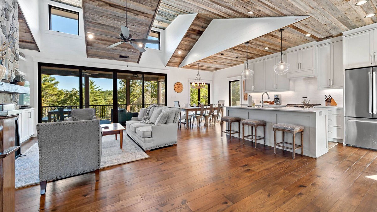 Nebo House | Hilltop Lodge | Opulent Lakefront Living & Private Dock on Lake James!