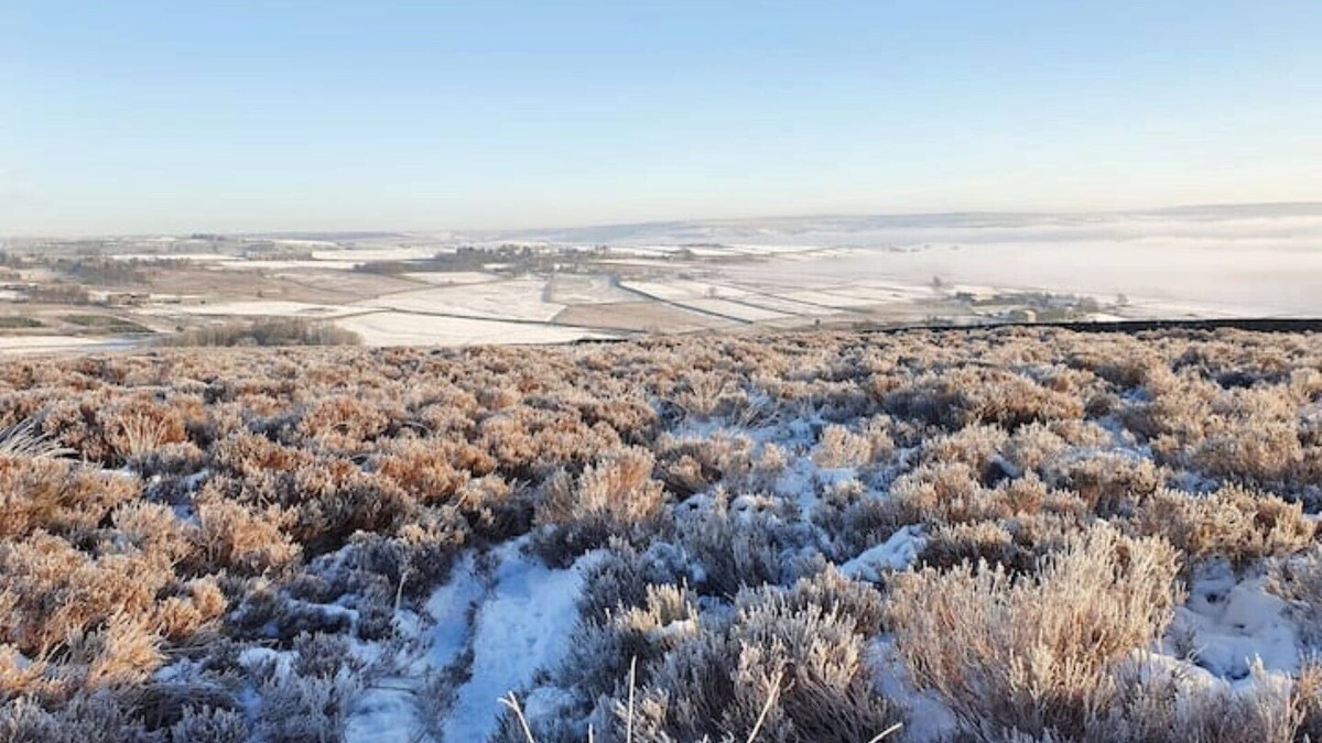 Lumbutts Apartment | Hilltop retreat situated on the moorland fringes with stunning views
