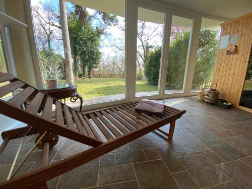 Pecs Villa | Hilltop Wellness Villa-big garden, sauna, hot tube