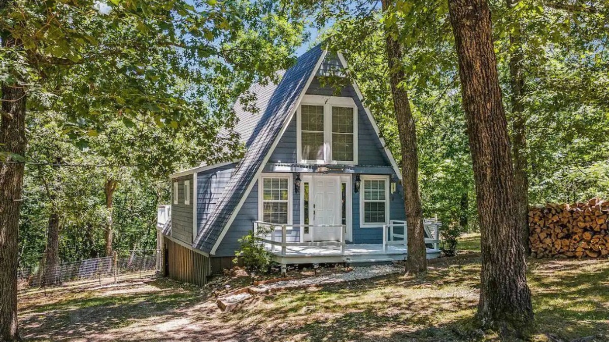 Eucha House | ★Hilltop Wooded Bliss♥ - Secluded Near Lake Fenced