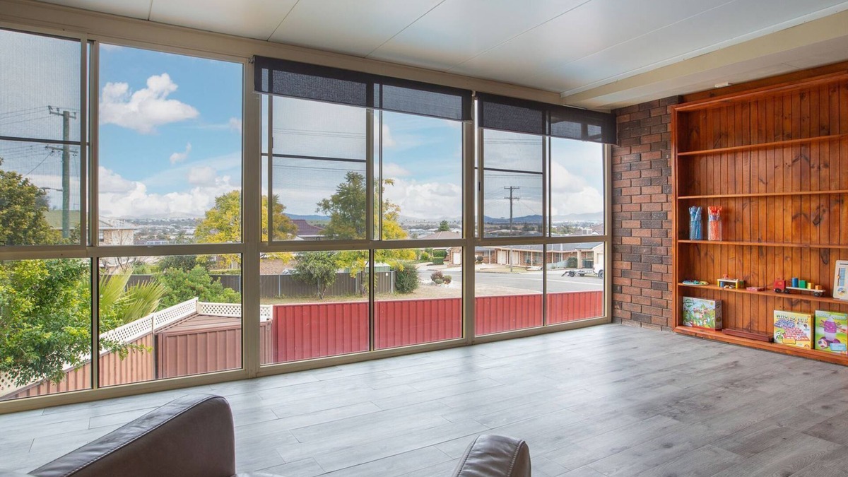 Hillvue House | Hillvue Lodge - Huge house in Tamworth