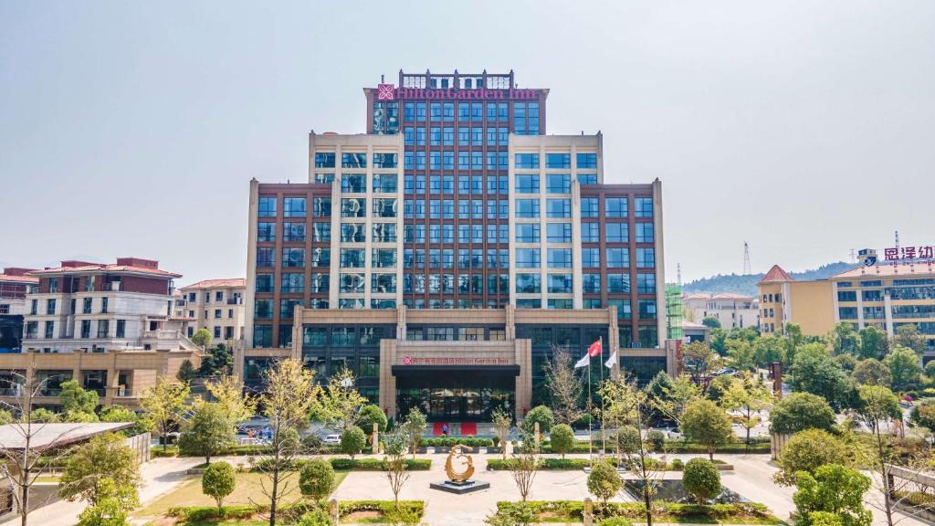 Beihu District Hotel | Hilton Garden Inn Chenzhou Beihu