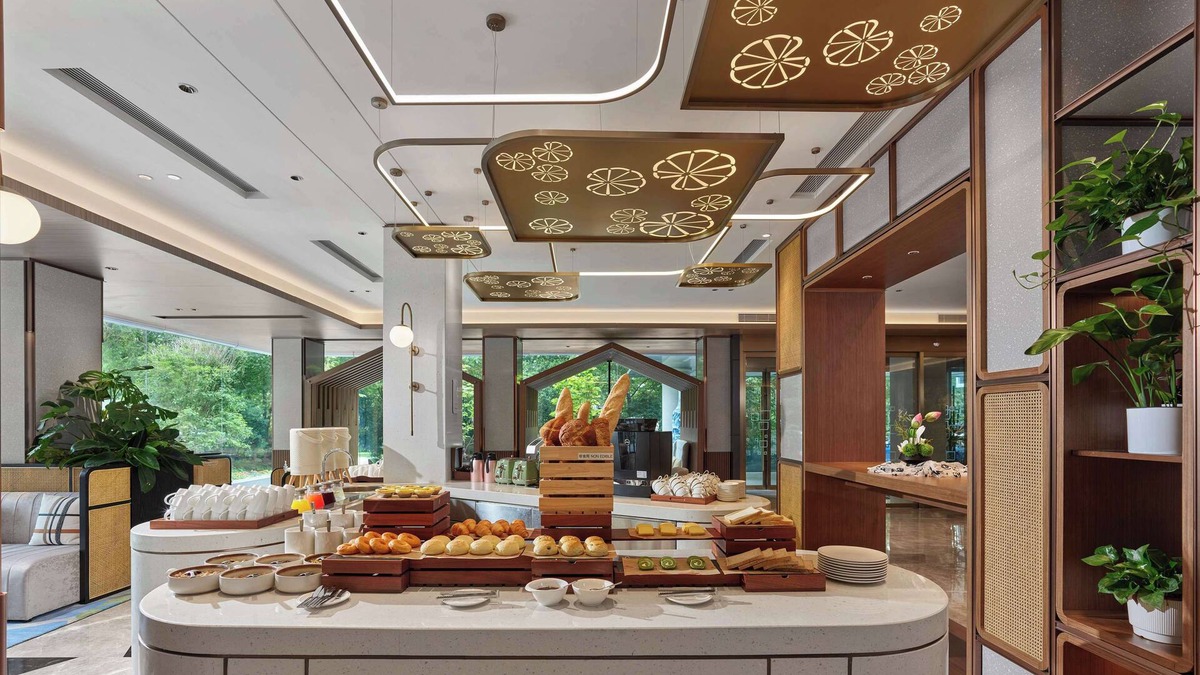 Downtown Hangzhou Hotel | Hilton Garden Inn Hangzhou West Lake