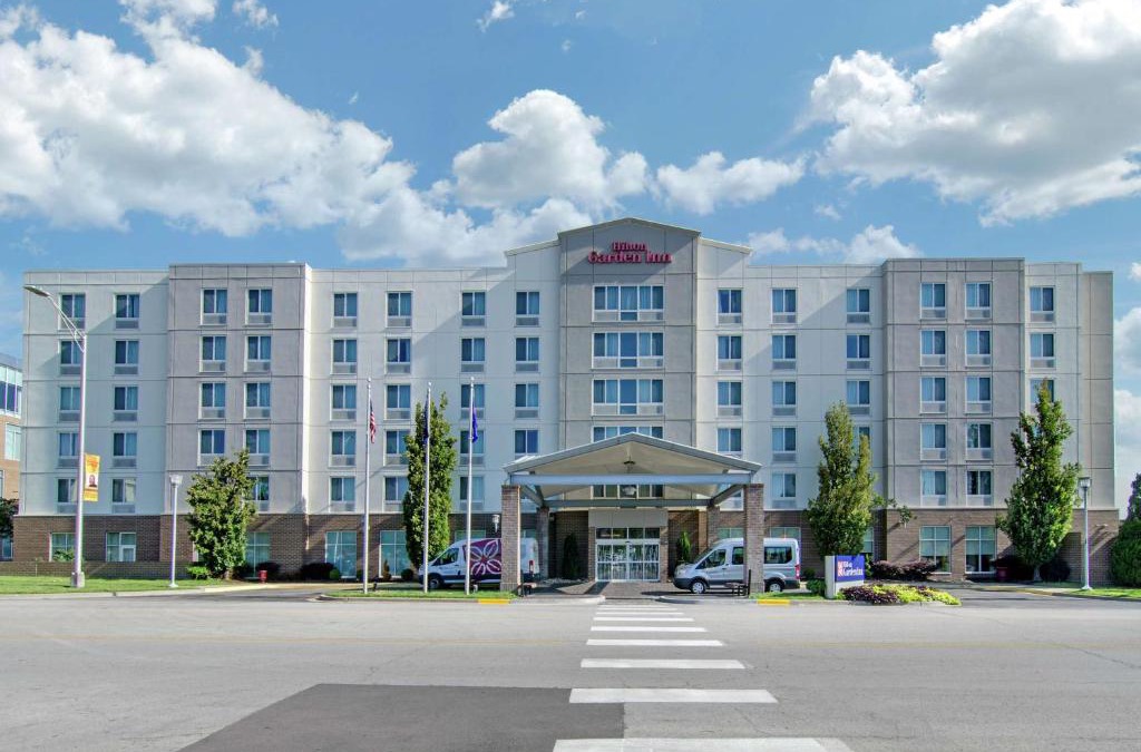 Riverview Hotel | Hilton Garden Inn Kansas City/Kansas