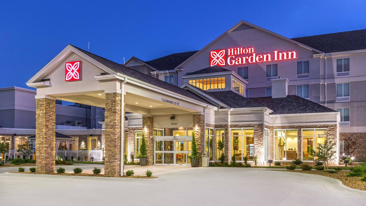 Salina Hotel | Hilton Garden Inn Salina