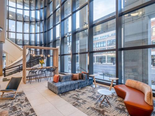 Downtown Toledo Hotel | Hilton Garden Inn Toledo Downtown