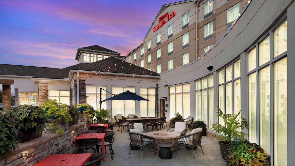 Arcola Hotel | Hilton Garden Inn Valley Forge/Oaks
