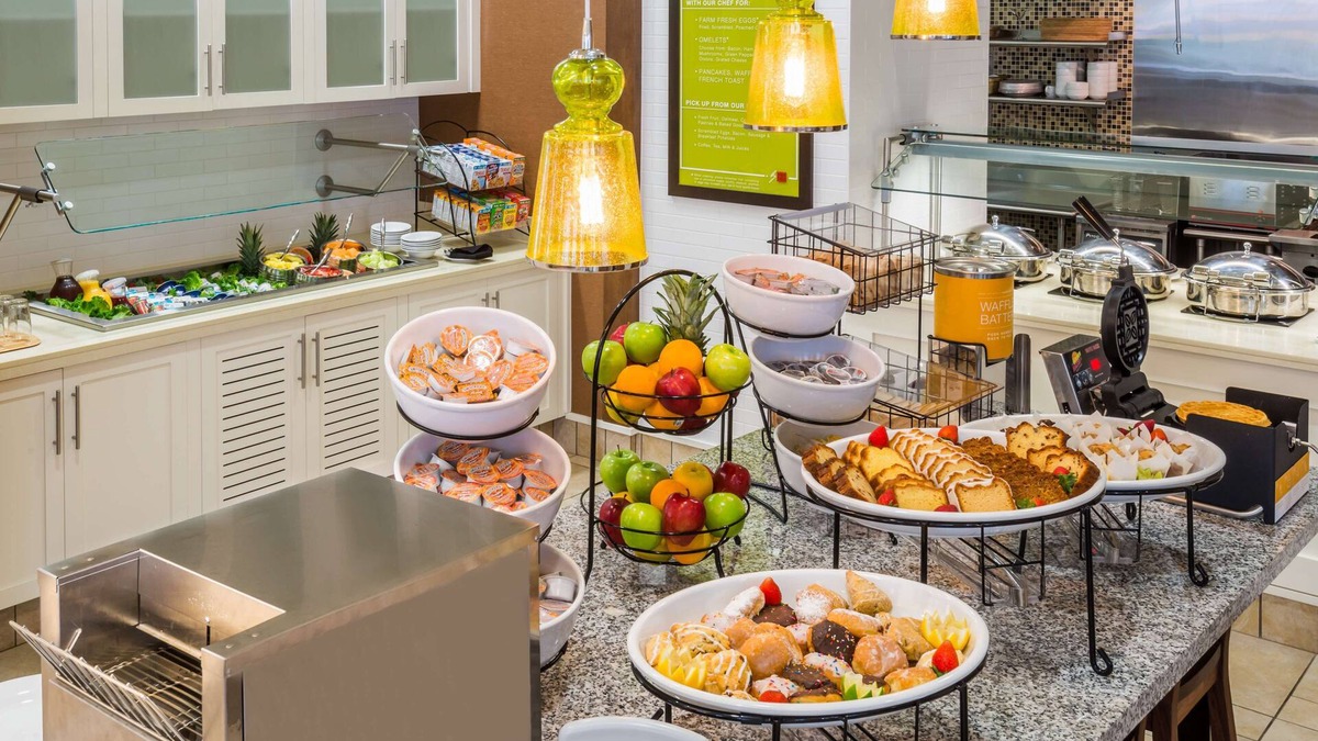 Wayne Hotel | Hilton Garden Inn Wayne