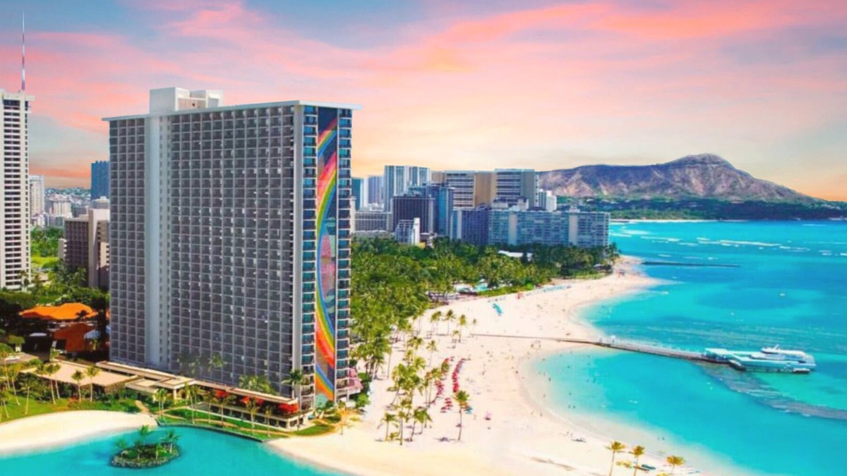 Waikiki Resort | Hilton Hawaiian Village - Many Dates Available!
