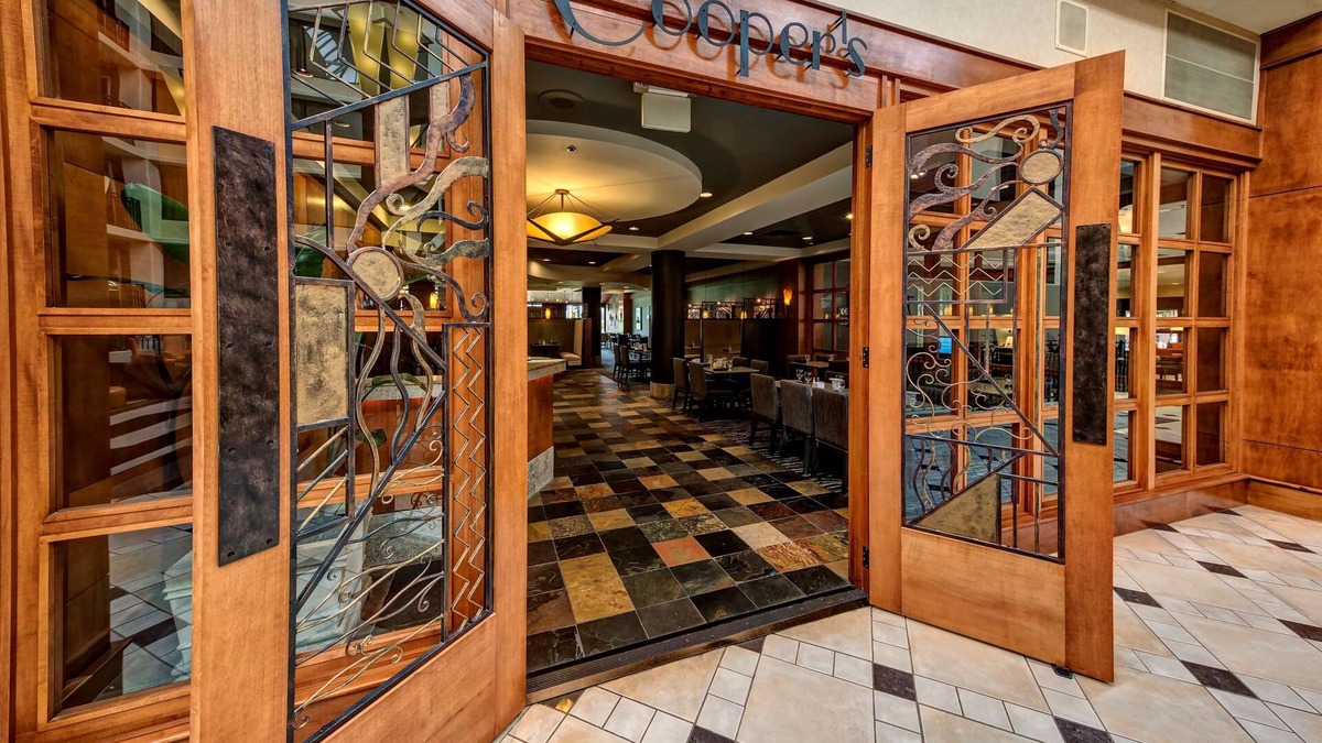 Alcoa Hotel | Hilton Knoxville Airport