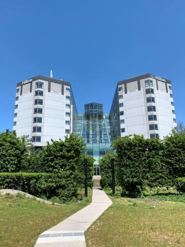 Tremblay-les-Gonesse Hotel | Hilton Paris Charles De Gaulle Airport