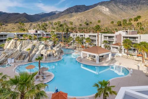 Canyon Corridor Resort | Hilton Vacation Club Palm Canyon Palm Springs