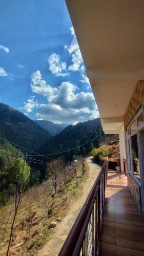 Kotgarh House | Himalayan Escape