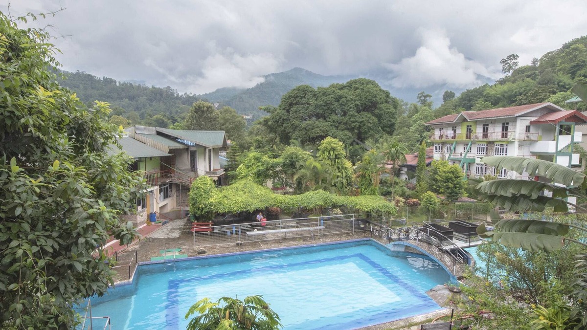 Rumtek Hotel | Himalayan Hill View & Riverside Hotel & Resort, Parksinn Groups Smileland Sikkim