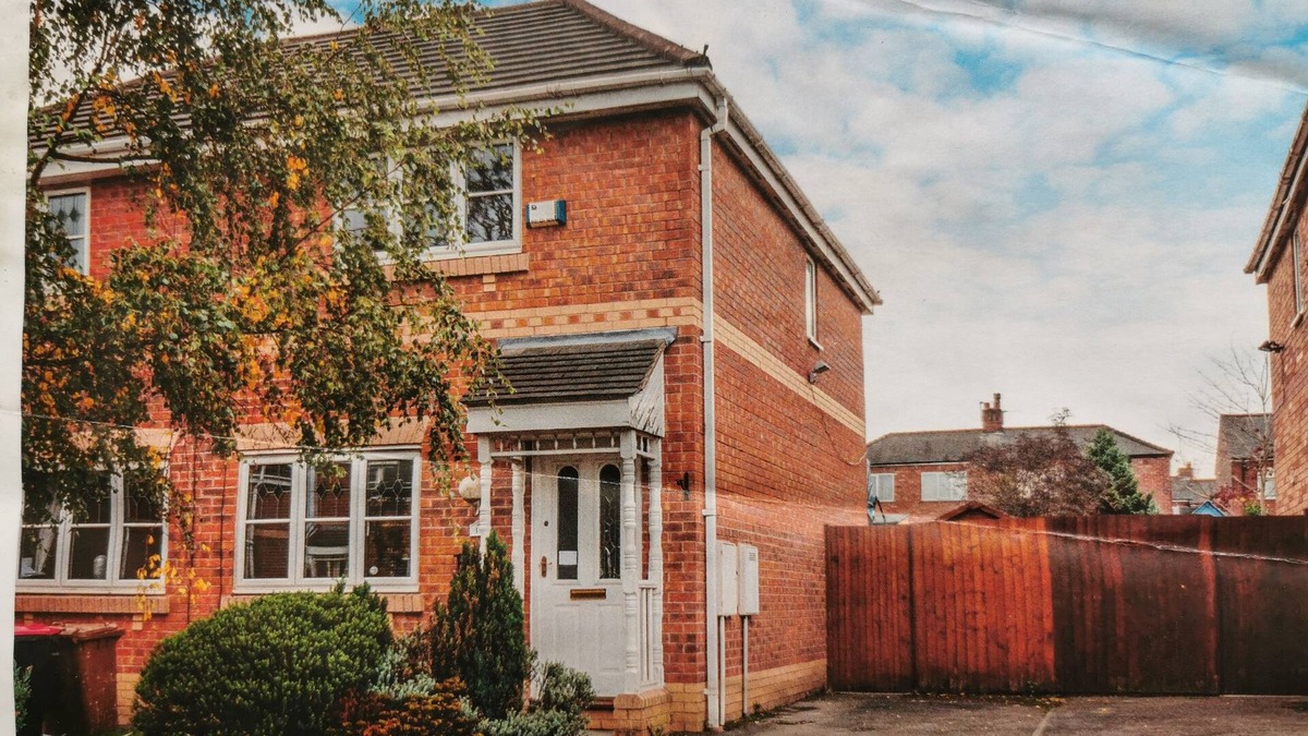 Pendlebury House | Hinchley Haven - Manchester Retreat🌟