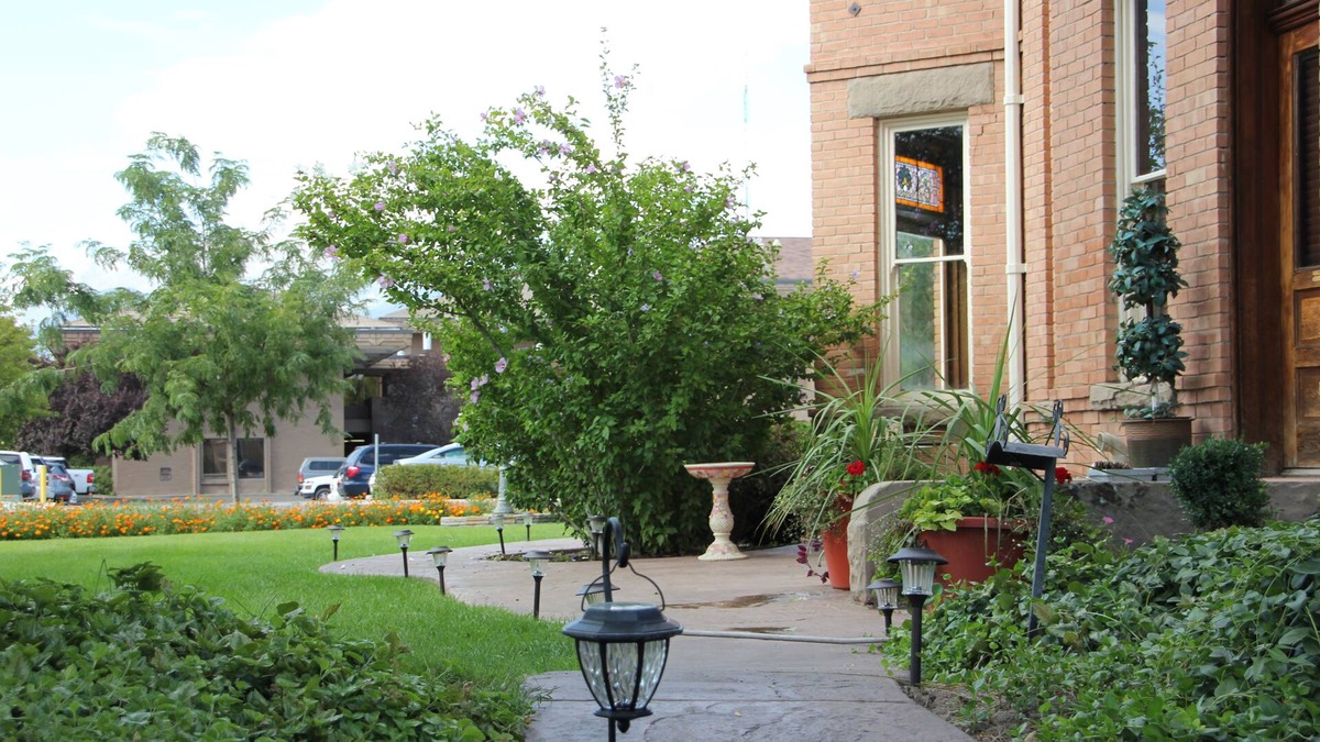 Central Business District House | Hines Mansion