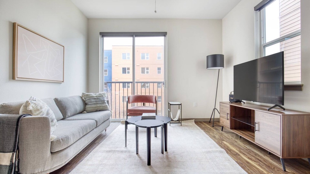 Old Ballard Apartment | Hip Ballard 2BR w/Gym & Pet Area, near Burke Gilman Trail, by Blueground