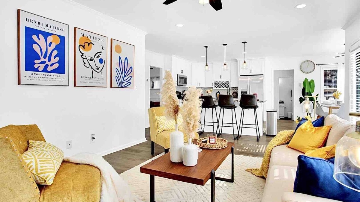 Lawrenceville House | Hip & Cozy Getaway - 5 mins to DT Lawrenceville!