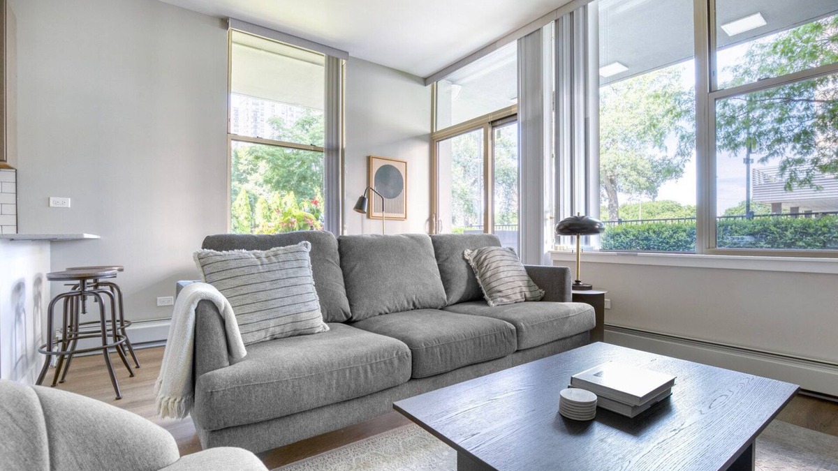 Edgewater Beach Apartment | Hip Edgewater 2BR w/Patio Deck, near Beach & Red Line, by Blueground