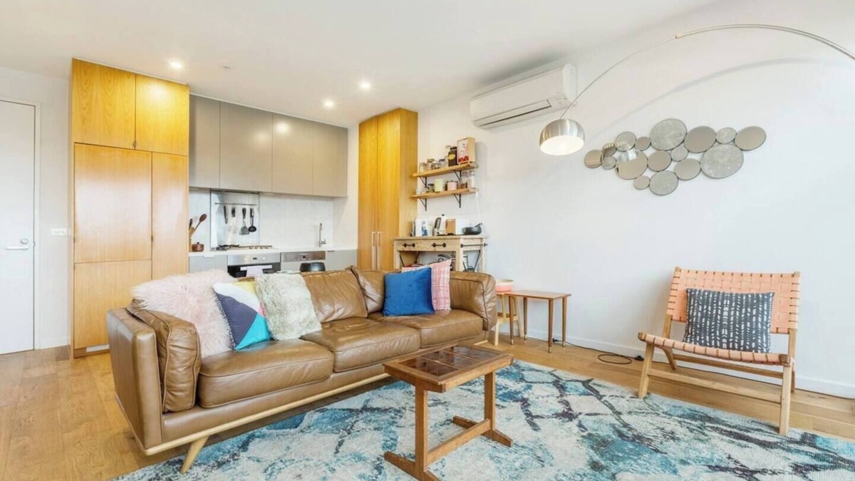 Northcote Apartment | Hip off High Street A Vibrant Balcony Escape