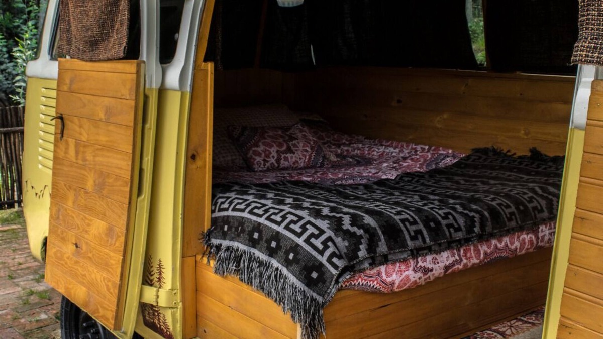 Sutatausa House | Hippie bus in the forest with mountain views - Hidden Forest