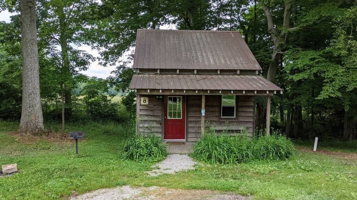 Helmsburg Cabin | "Hippy Hill" Deluxe Camping Cabin #8 Pet Friendly