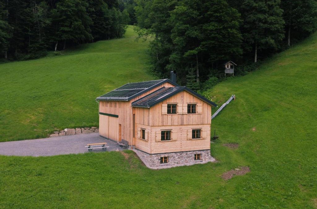 Bizau Ski Chalet | Hirschberghütte