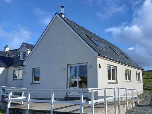 Digg House | Hirta Cottage
