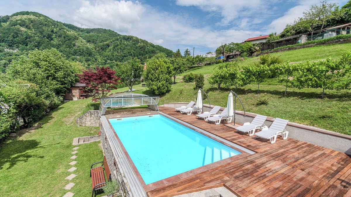 Most na Soci House | Hisa Taljat - two apartments with a swimming pool in the beautiful Most na Soci