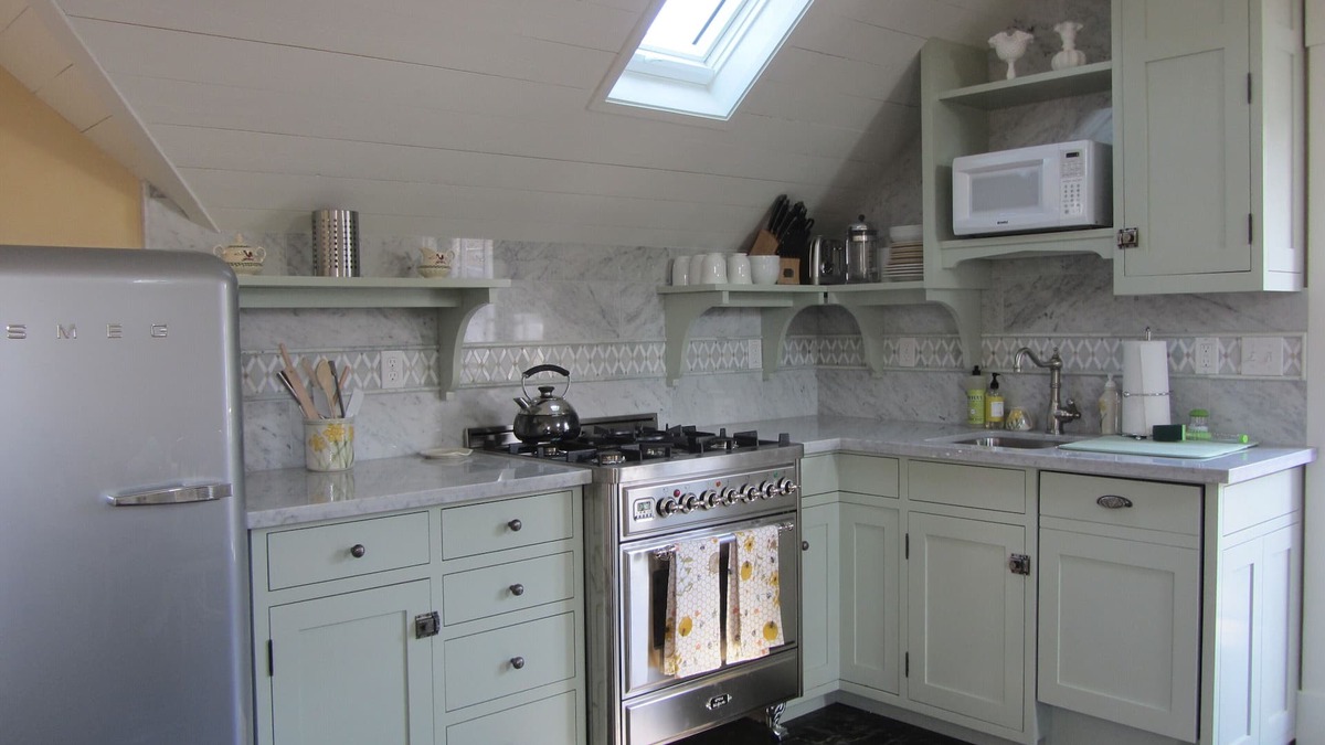Westside Santa Cruz Cottage | Historic 1887 Carriage House Located On Landmark Property