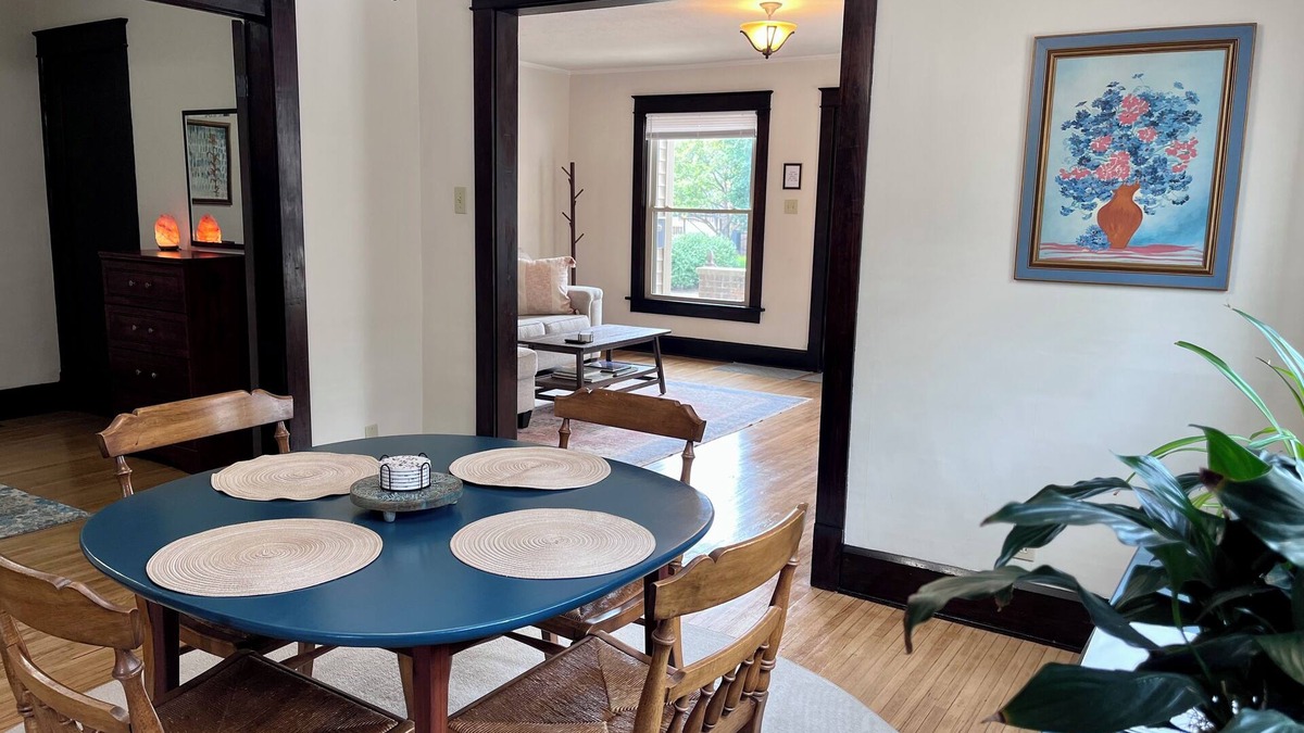 Tipton Apartment | Historic 2 bedroom 1 bath apartment with modern convenience in quaint Tipton