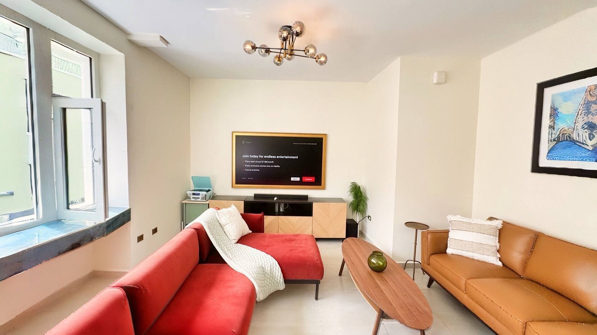 Catedral Apartment | Historic 2-bedroom-2 bath apartment with AC, laundry, WiFi in Old San Juan
