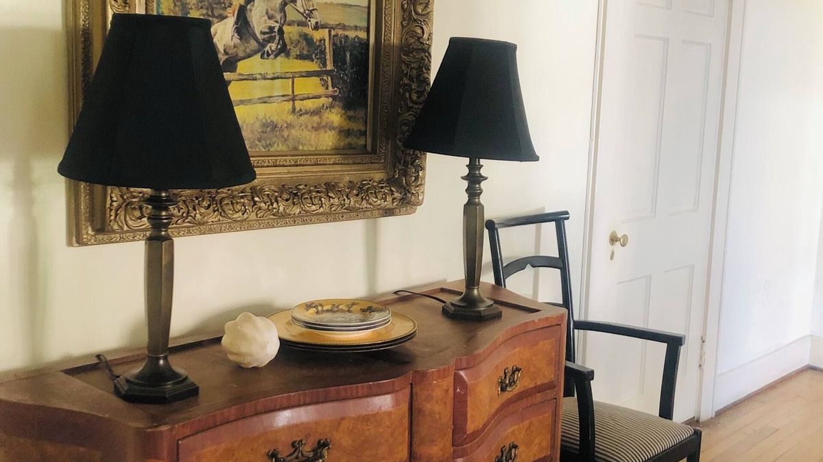 Walterboro House | Historic 3-bedroom house walking distance to downtown Walterboro with WiFi, AC