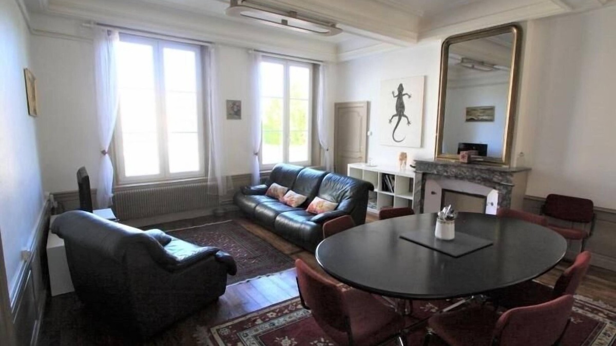 Toul Apartment | Historic 3BR Apt Near Toul's Cathedral – Central Location, Parking, WiFi Included