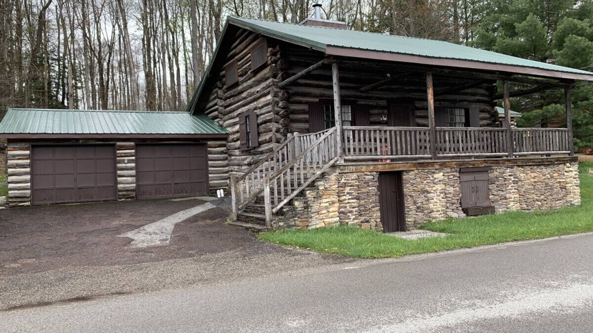 Alpine Lake Cabin | Historic Alpine Lakeside Manor