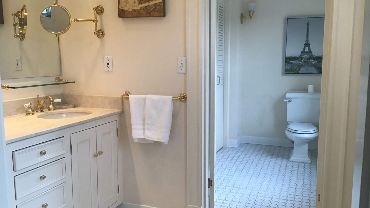 Fenway–Kenmore House | Historic Brownstone Townhouse, 7 beds/3.5 baths, Fenway Boston