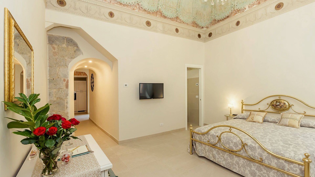 Siena Historical Center House | Historic center of Siena: Castellare residence with TV, WI-FI and AIR CONDITION