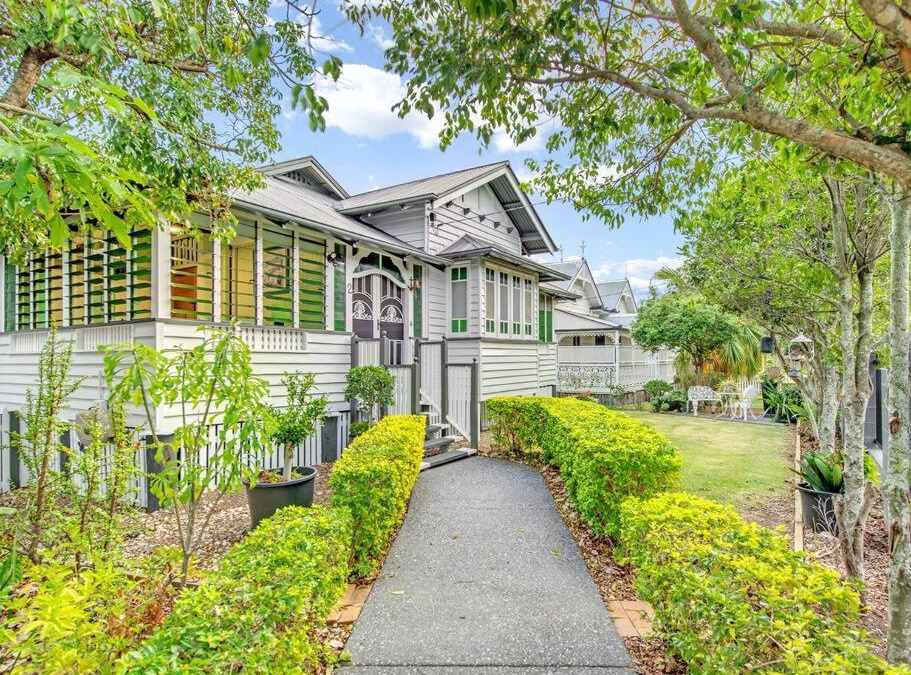 Sadliers Crossing House | Historic Character-filled Jade Cottage