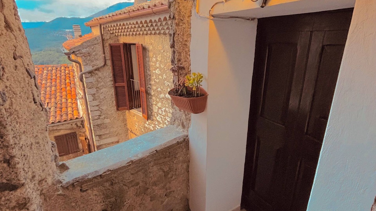 Bassiano Apartment | Historic & Charm Home in Bassiano