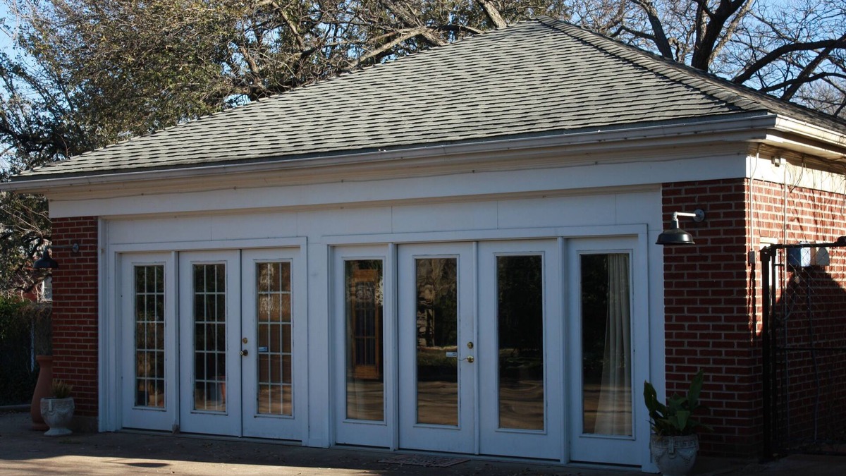 North Waco Cottage | Historic Cottage In Cameron Park Near Baylor