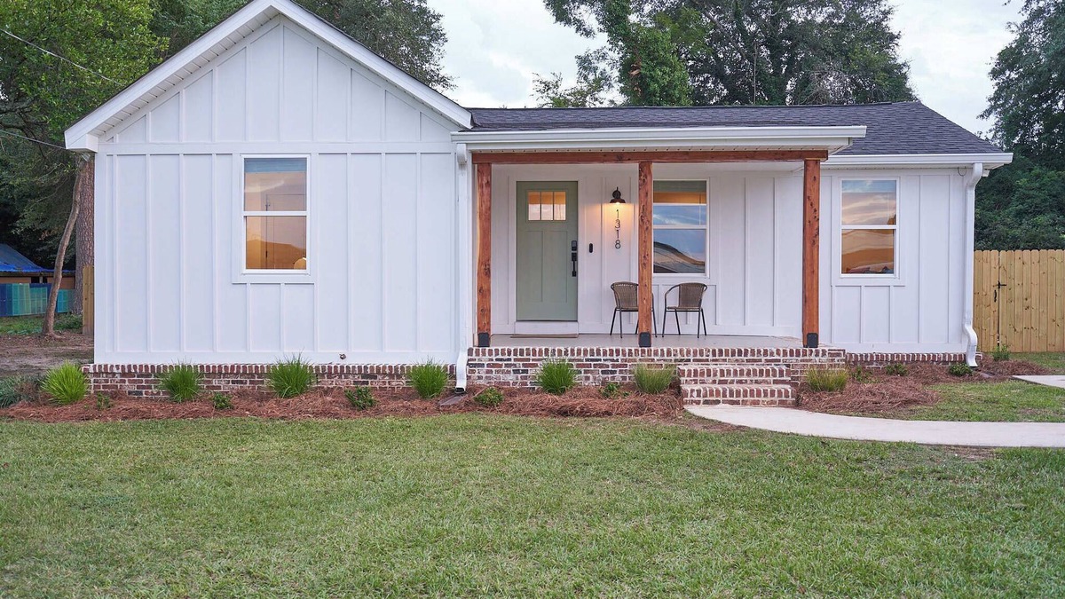 Perry House | Historic Cottage in Perry - 3 Bedroom 2 Bath
