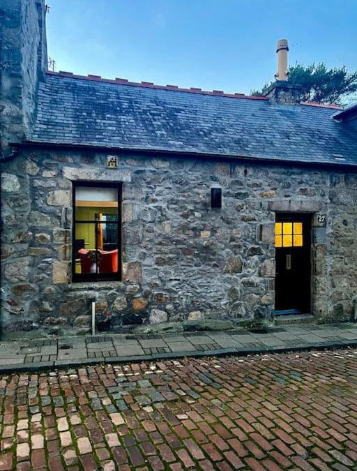 Central Aberdeen House | Historic Cottage in the Heart of Old Aberdeen.