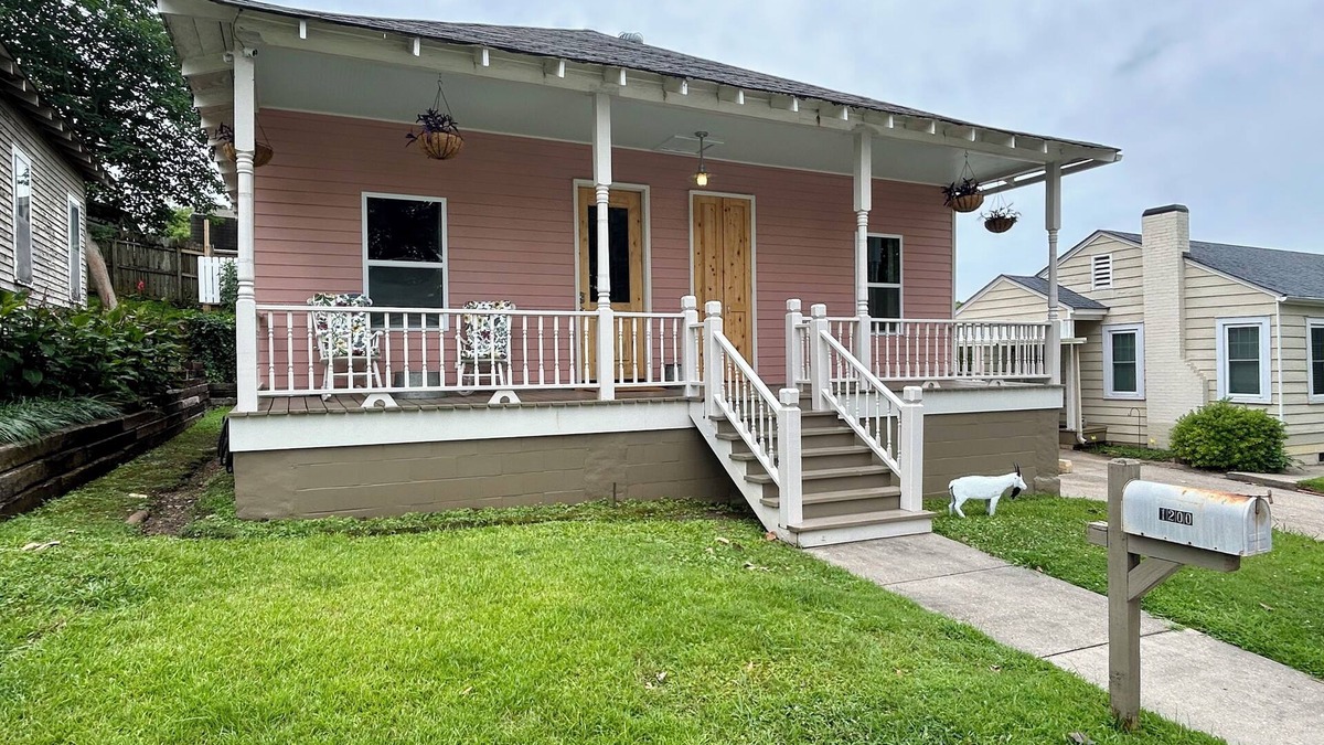 Vicksburg Cottage | Historic Cottage
