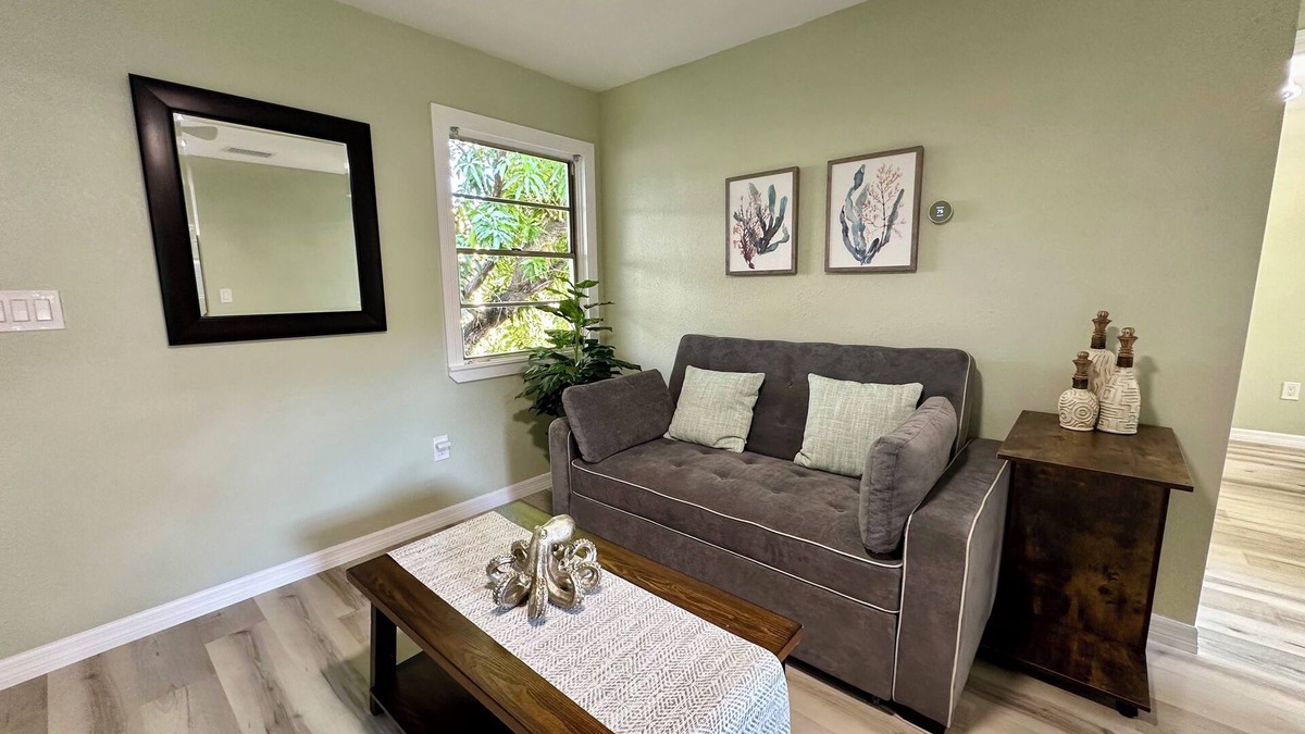 Palmetto Apartment | Historic District Retreat - Newly Renovated 2BR