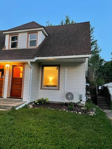 Owatonna Apartment | Historic downtown flat