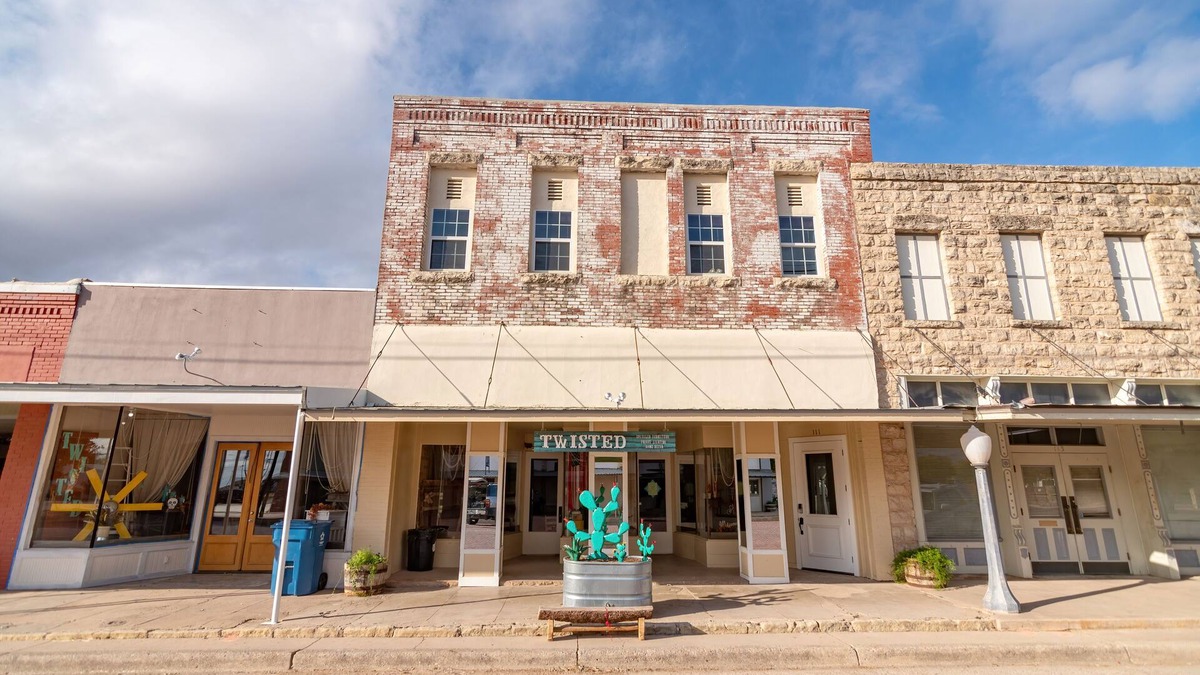 Miles House | Historic Downtown Loft “A” in Miles, TX.