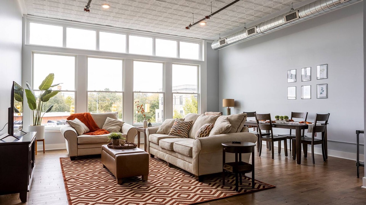 Owosso Apartment | Historic Downtown Owosso Loft